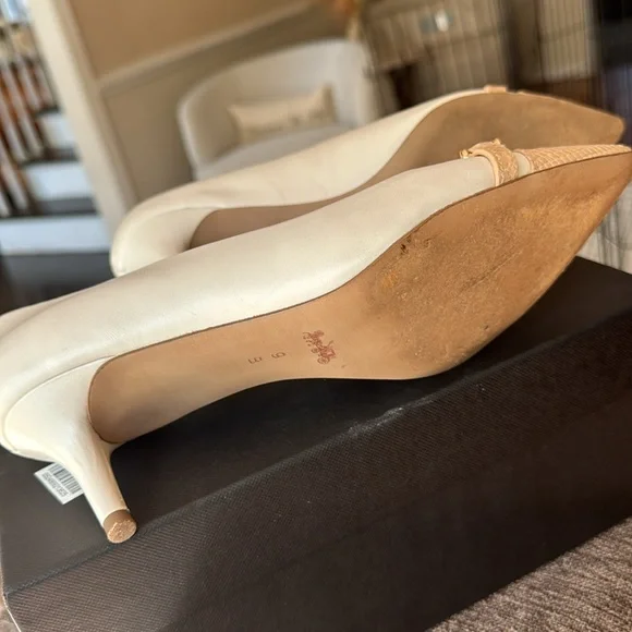 Coach shoes with 2.5” heel - Picture 5 of 7